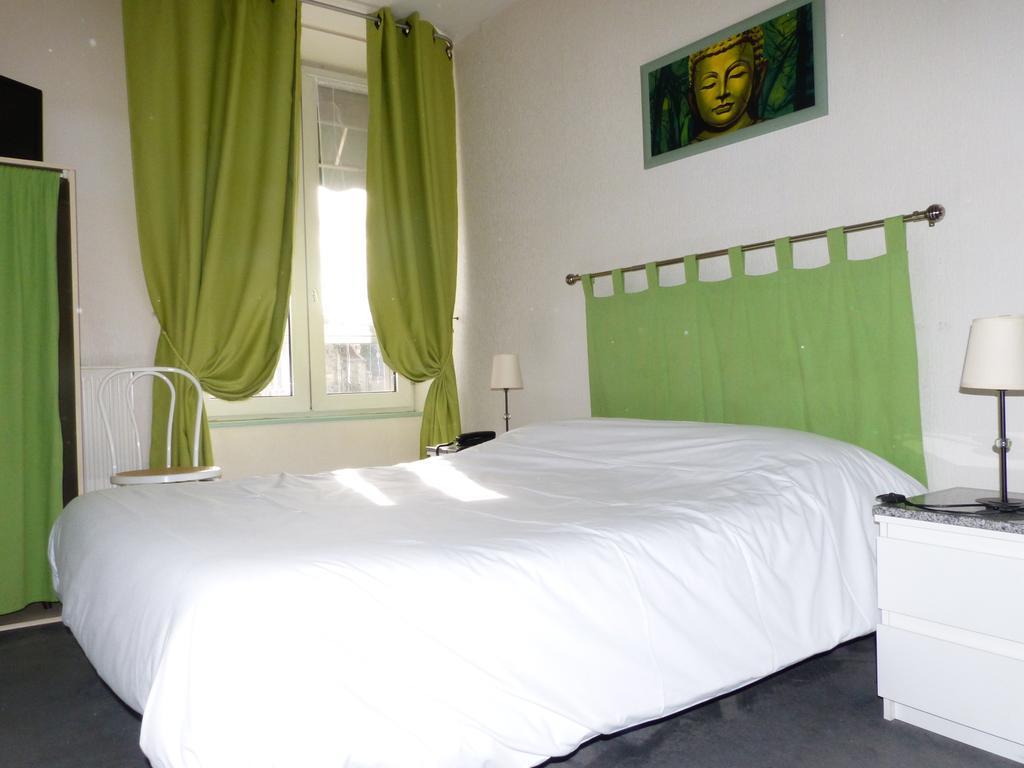 Logis Hotel Au Croissant Buzancais Ngoại thất bức ảnh