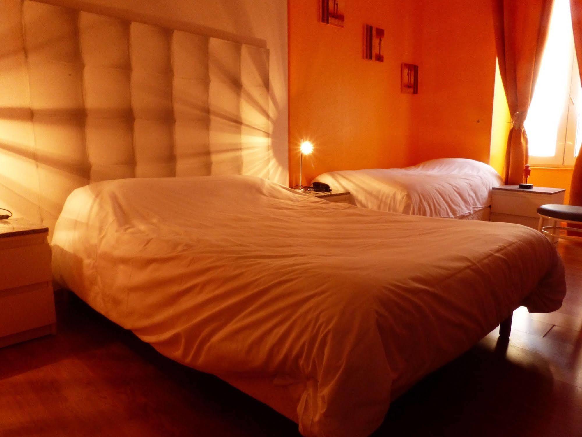 Logis Hotel Au Croissant Buzancais Ngoại thất bức ảnh
